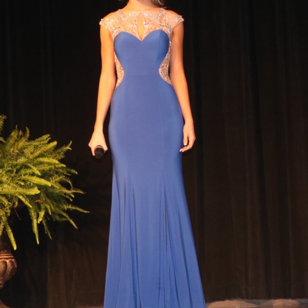 Blue Angela and Allison formal dress, hourglass shape fits a size 2